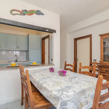 Trilocale Corallo 300 Mt Apartamento *